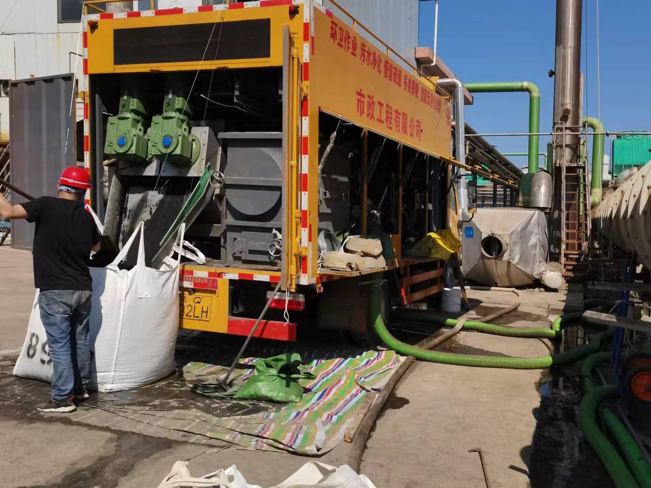 武功淤泥压干处理